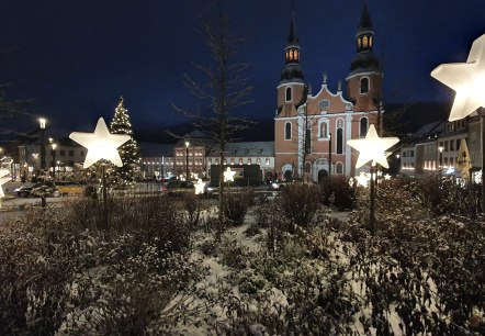 Adventsstimmung in Prüm, St. Salvator Basilika, © Tourist-Information Prümer Land Adventsstimmung in Prüm, St. Salvator Basilika, © Tourist-Information Prümer Land