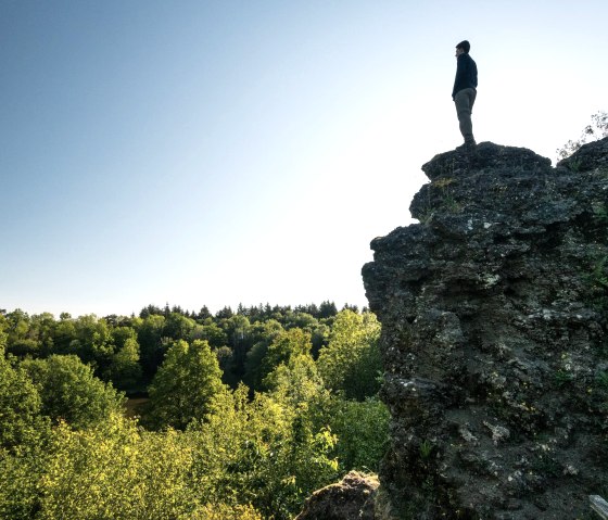 Blick vom Gipfelkreuz, © GesundLand Vulkaneifel Gmbh/D. Ketz Blick vom Gipfelkreuz, © GesundLand Vulkaneifel Gmbh/D. Ketz