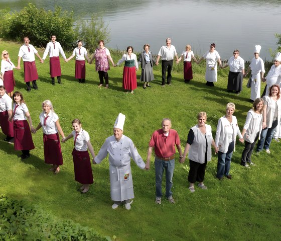 Ihre Gastgeber, © Hotel-Restaurant Schneider am Maar Ihre Gastgeber, © Hotel-Restaurant Schneider am Maar