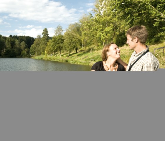 Eifelsteig, wandelrust aan het water, © Eifel Tourismus GmbH - Dominik Ketz Eifelsteig, wandelrust aan het water, © Eifel Tourismus GmbH - Dominik Ketz