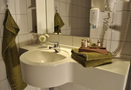 Bad des Zimmers Standard Bad des Zimmers Standard