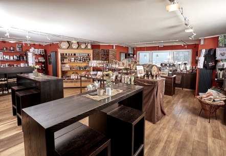 Innenbereich Dauner Kaffeerösterei, © Dauner Kaffeerösterei Innenbereich Dauner Kaffeerösterei, © Dauner Kaffeerösterei