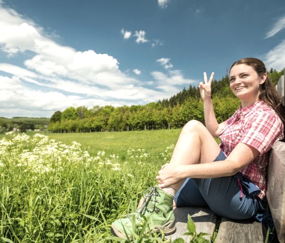 Wanderrast am Gartenzaun auf dem Vulcano-Pfad, © Eifel Tourismus GmbH, D. Ketz Wanderrast am Gartenzaun auf dem Vulcano-Pfad, © Eifel Tourismus GmbH, D. Ketz