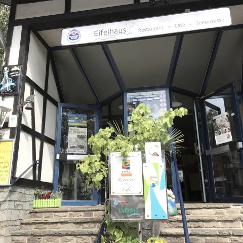 Eifelhaus Einruhr Eingangsbereich, © Rursee-Touristik GmbH Eifelhaus Einruhr Eingangsbereich, © Rursee-Touristik GmbH