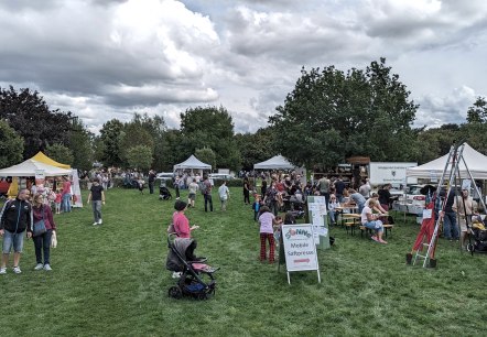 Marktgeschehen, © Stadt Euskirchen, Tim Nolden Marktgeschehen, © Stadt Euskirchen, Tim Nolden