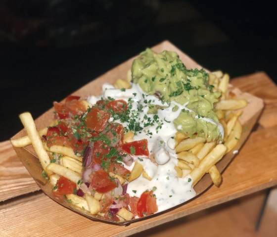 Frittenspezialitäten für jeden Geschmack, © Tino´s Girll & Burger Frittenspezialitäten für jeden Geschmack, © Tino´s Girll & Burger