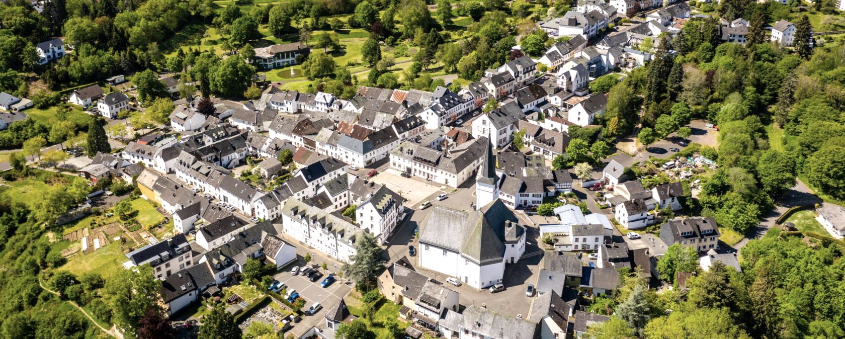 Lebensbaumkirche von oben, © GesundLand Vulkaneifel/D. Ketz Lebensbaumkirche von oben, © GesundLand Vulkaneifel/D. Ketz