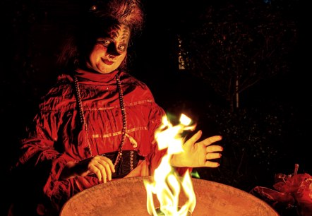 Hexennacht auf Burg Satzvey, © Katharina Sold Hexennacht auf Burg Satzvey, © Katharina Sold