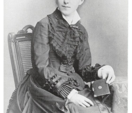 Clara Viebig mit 15 Jahren, © Gary Retterbusch Clara Viebig mit 15 Jahren, © Gary Retterbusch