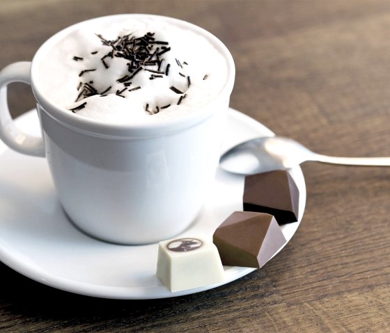 Vulkanhof Ziegenkäse Pralinen, © Andreas Goltz | phormat.de Vulkanhof Ziegenkäse Pralinen, © Andreas Goltz | phormat.de