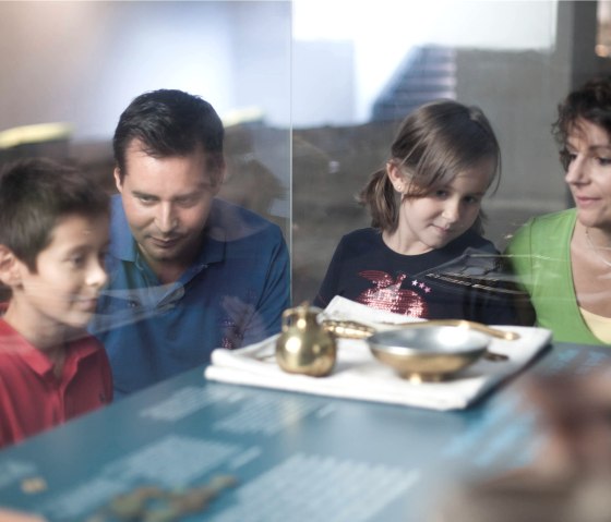 Reizen met kinderen in de Römerthermen, © LVR-ZMBD. Schmitz Reizen met kinderen in de Römerthermen, © LVR-ZMBD. Schmitz