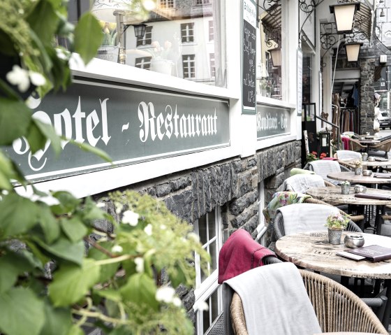 Sitzbereich draußen, © Achim Pröpper Sitzbereich draußen, © Achim Pröpper