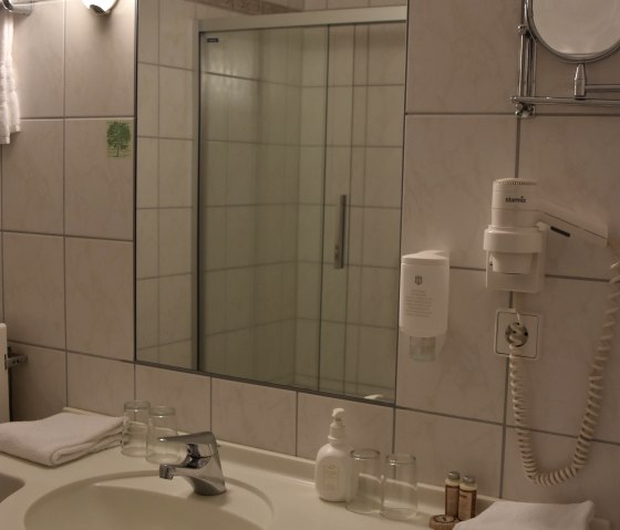 Bad Doppelzimmer Basic Bad Doppelzimmer Basic