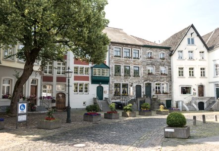 Kornelimünster, Start des Eifelsteigs, © Eifel Tourismus GmbH, D. Ketz Kornelimünster, Start des Eifelsteigs, © Eifel Tourismus GmbH, D. Ketz