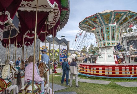 Jahrmarkt, © LVR-Freilichtmuseum Kommern, Hans-Theo Gerhards. Jahrmarkt, © LVR-Freilichtmuseum Kommern, Hans-Theo Gerhards.