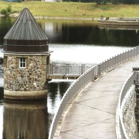 Dreilägerbachtalsperre Staumauer, © Wolfgang Tscherner Dreilägerbachtalsperre Staumauer, © Wolfgang Tscherner