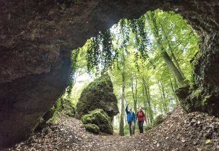 Birresborner Eishöhlen Blick aus der Höhle, © Eifel Tourismus GmbH, Dominik Ketz Birresborner Eishöhlen Blick aus der Höhle, © Eifel Tourismus GmbH, Dominik Ketz