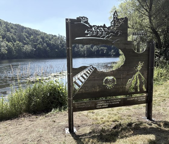 Fotopunkt am Ulmener Maar, © GesundLand Vulkaneifel Fotopunkt am Ulmener Maar, © GesundLand Vulkaneifel