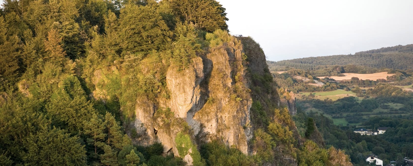 Blick auf die Gerolsteiner Dolomiten, © Eifel Tourismus GmbH/D. Ketz