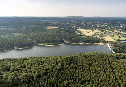 Struffeltroute: Dreilägerbach dam from the air, © Eifel Tourismus GmbH/D. Ketz Struffeltroute: Dreilägerbach dam from the air, © Eifel Tourismus GmbH/D. Ketz