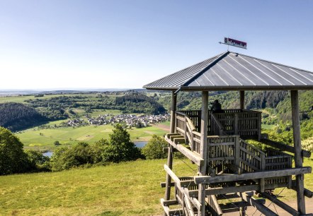 Meerfelder Maar und Turm Landesblick, © GesundLand Vulkaneifel GmbH/D. Ketz Meerfelder Maar und Turm Landesblick, © GesundLand Vulkaneifel GmbH/D. Ketz