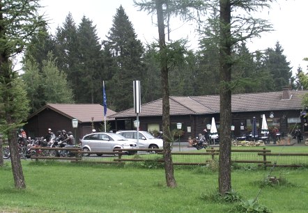 Blockhaus Restaurant Schwarzer Mann, © Tourist-Informatin Prümer Land/Naturpark Nordeifel Geschäftsstelle Prüm Blockhaus Restaurant Schwarzer Mann, © Tourist-Informatin Prümer Land/Naturpark Nordeifel Geschäftsstelle Prüm