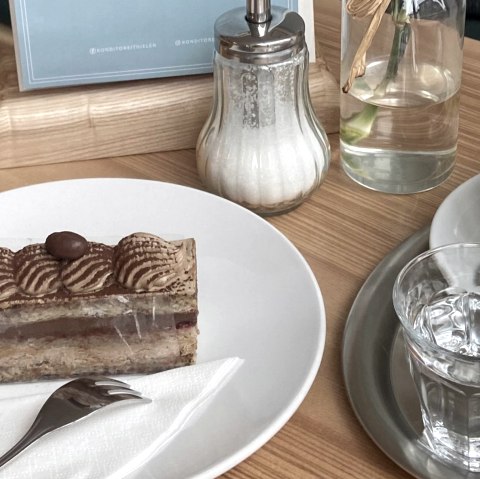 Kaffee & Kuchen, &copy; Konditorei Thielen Caf&eacute; Patisserie