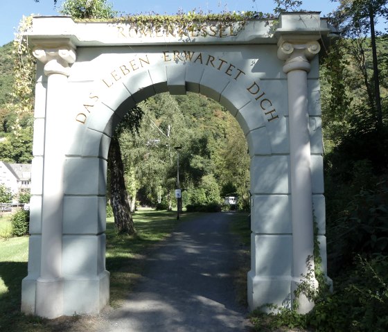 Bad Bertrich- Landschaftsth. Park R&ouml;merkessel, &copy; GesundLand Vulkaneifel
