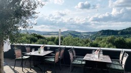 Panorama Terrasse Sommer 23