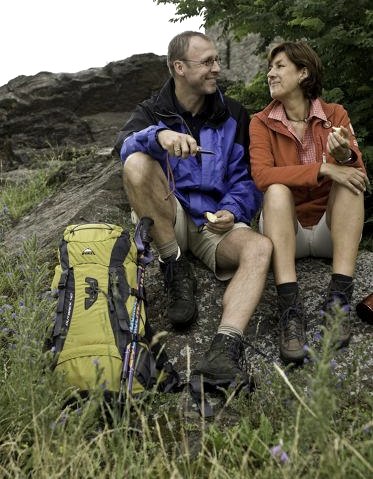 Randonneurs sur le Eifelsteig, © Rheinland Pfalz Tourismus GmbH, Dominik Ketz