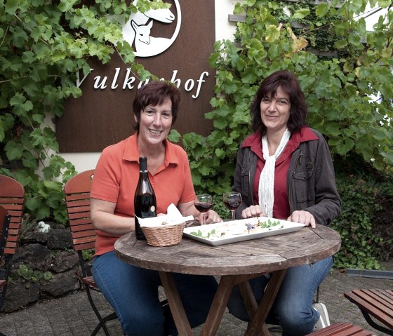 K&auml;seteller auf dem Vulkanhof "genie&szlig;en", &copy; Andreas Goltz | phormat.de