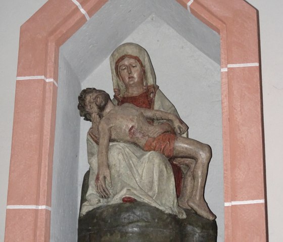 Madonna in der Kirche, &copy; Heinz Graf