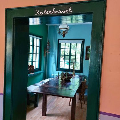 Interieur van de eetzaal in de Hubertus Stube