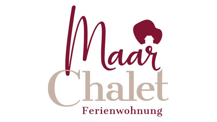 Ein stilvolles Logo für ein Ferienchalet. Der Name "Maar Chalet" ist prominent mit eleganten Schriftzügen dargestellt.
