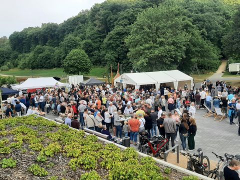 <p>Many people at the pavilions</p>