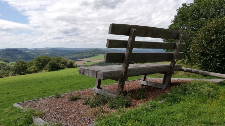 Seitenbild XXL Bank in Berlingen