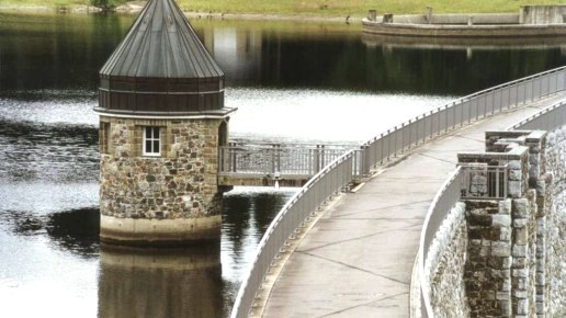 Dreilägerbachtalsperre Staumauer, © Wolfgang Tscherner