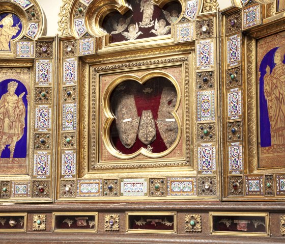 St Salvator Basiliek Pr&uuml;m, reliekschrijn, &copy; Tourist-Information Pr&uuml;mer Land, PM Studio