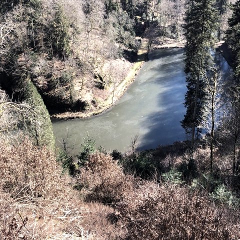 Burgweiher im Fr&uuml;hjahr, &copy; GesundLand Vulkaneifel GmbH
