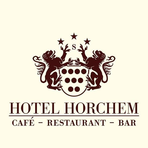 Ein elegantes Logo für das Hotel Horchem. Es zeigt Löwen und Sterne sowie die Bezeichnungen Café, Restaurant und Bar.