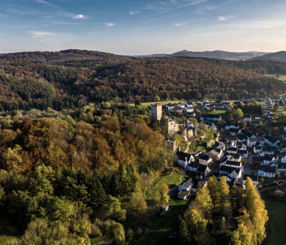 View of Kerpen with Kerpen Castle on the Eifelsteig trail, © Eifel Tourismus GmbH, D. Ketz