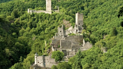 Manderscheider Burgen, &copy; GesundLand Vulkaneifel/Dominik Ketz