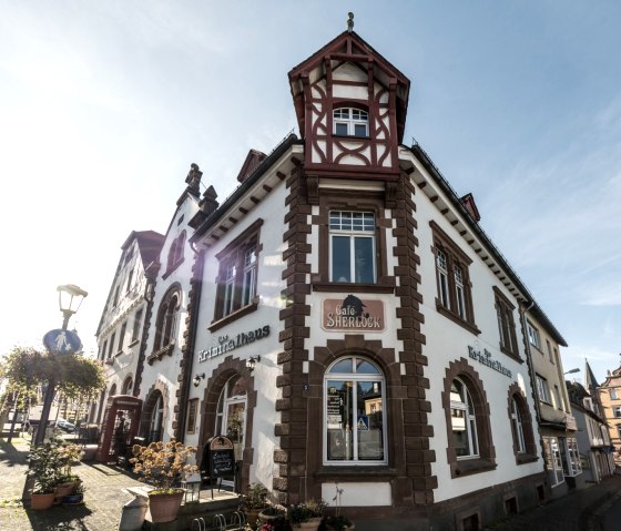 Café Sherlock in the crime capital of Hillesheim, © Eifel Tourismus GmbH, D. Ketz