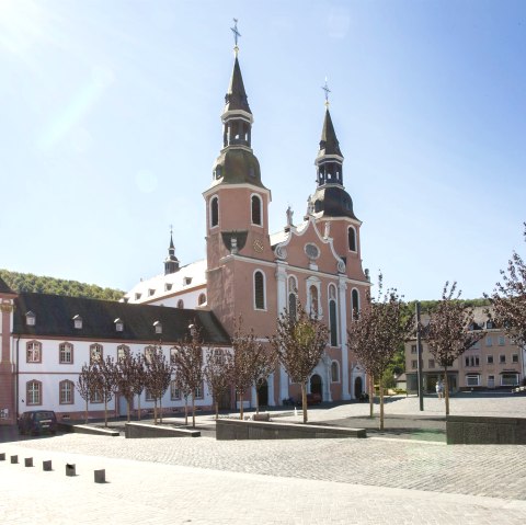 Blick  auf St. Salvator Basilika, Pr&uuml;m, &copy; TI Pr&uuml;mer Land