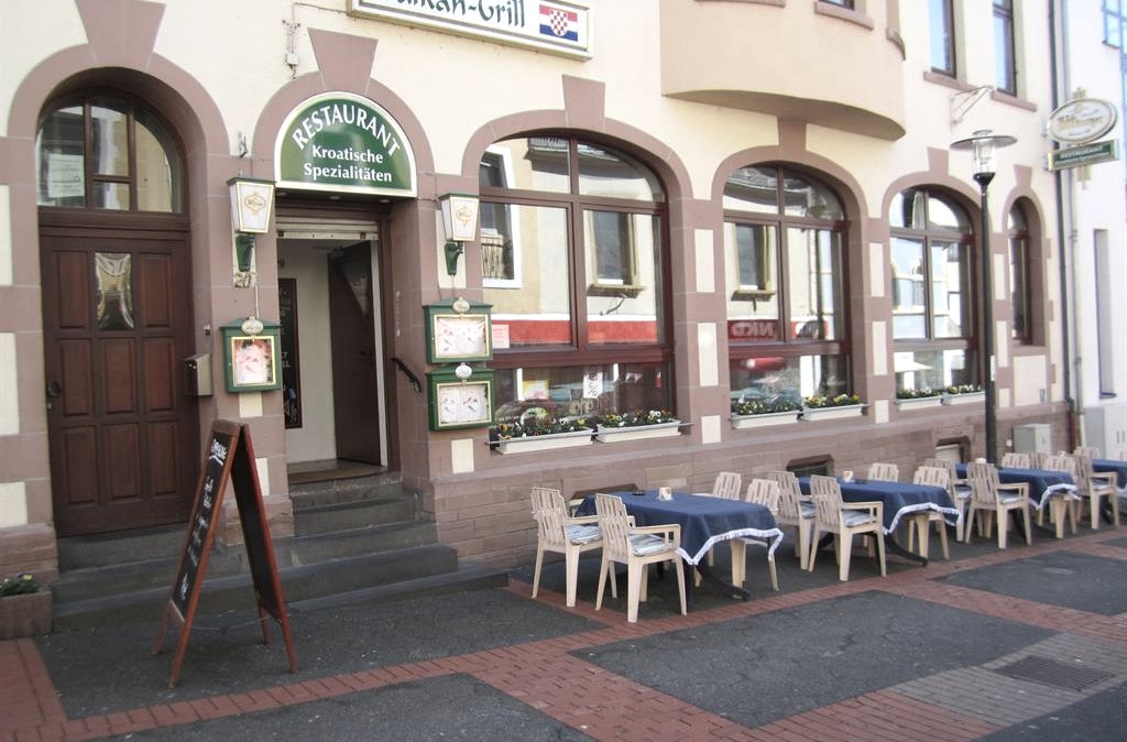 Vue extérieure du restaurant, © Balkan Grill