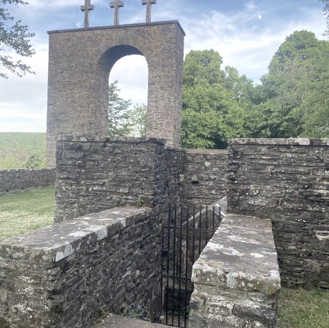 Kriegerdenkmal Stadtkyll, &copy; Touristik GmbH Gerolsteiner Land, Leonie Post