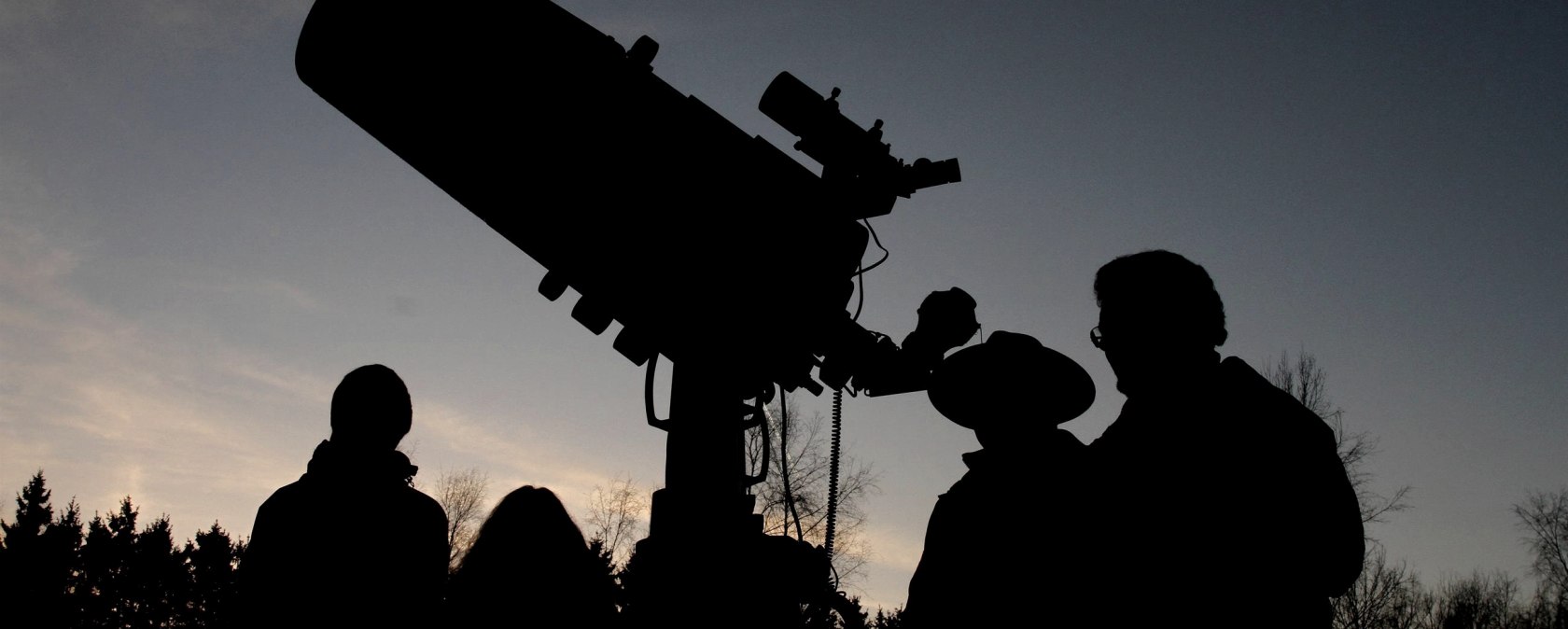 Observation des &eacute;toiles, &copy; Silvia Vanselow