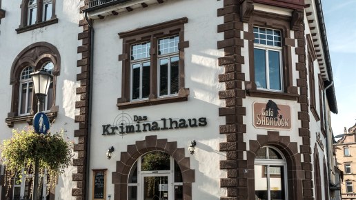 Blick aufs Cafe Sherlock, Hillesheim, &copy; Eifel Tourismus GmbH, Dominik Ketz