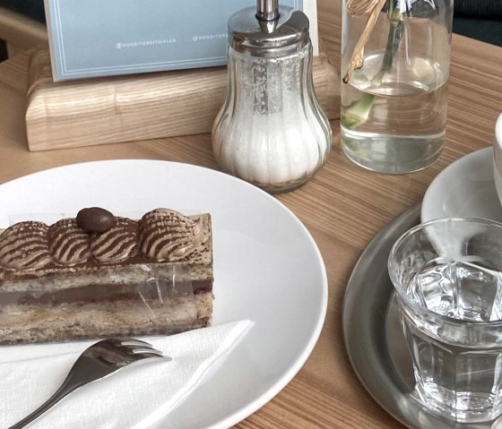 Kaffee & Kuchen, &copy; Konditorei Thielen Caf&eacute; Patisserie