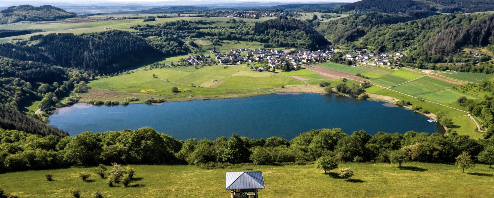Landesblick und Meerfelder Maar, © GesundLand Vulkaneifel GmbH/D. Ketz